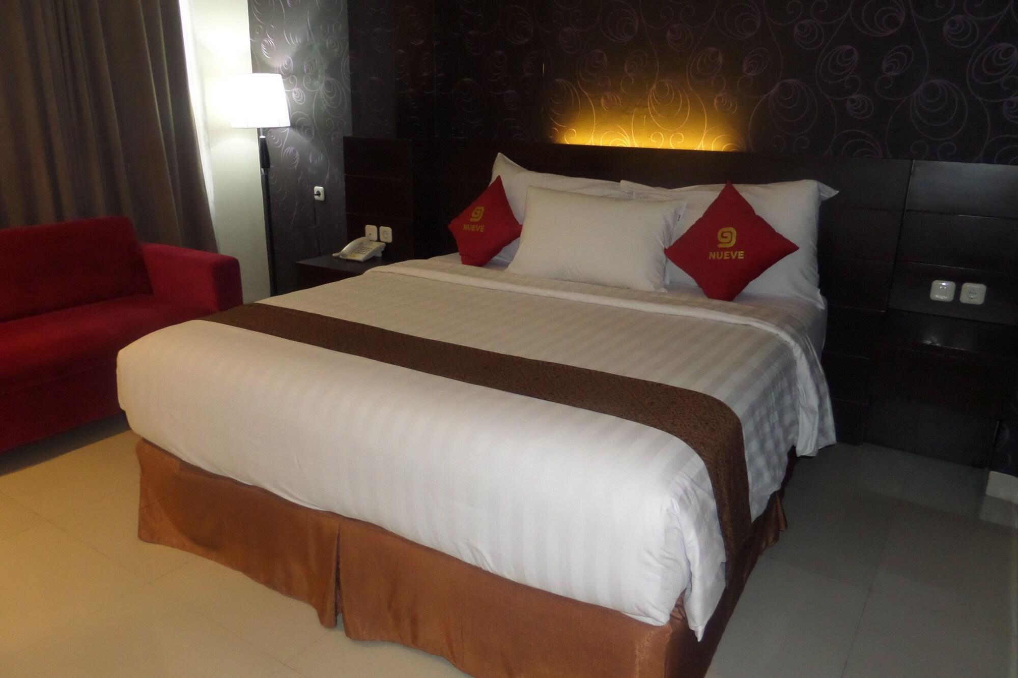 Nueve Malioboro Hotel Yogyakarta Exterior foto