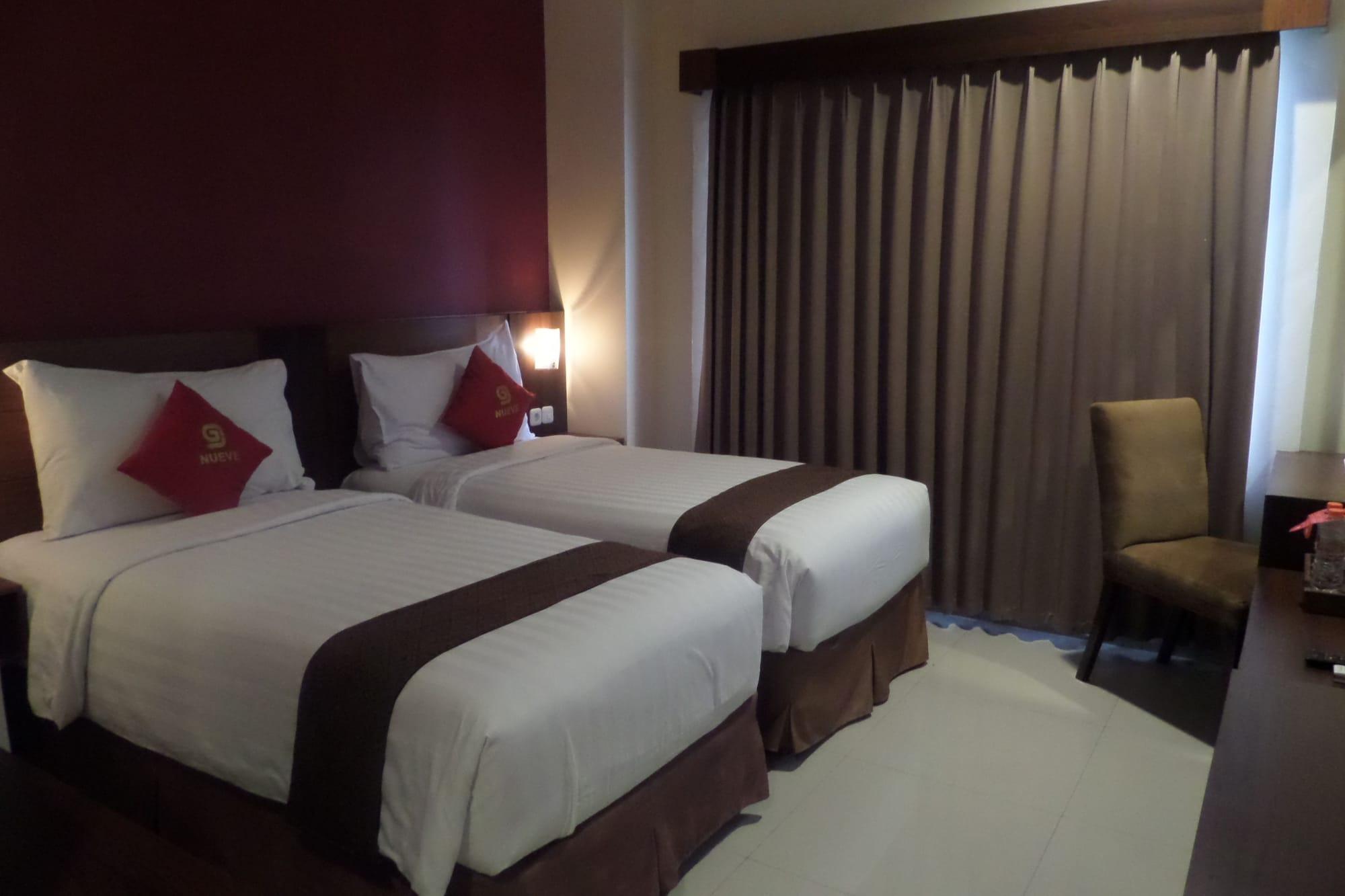 Nueve Malioboro Hotel Yogyakarta Exterior foto