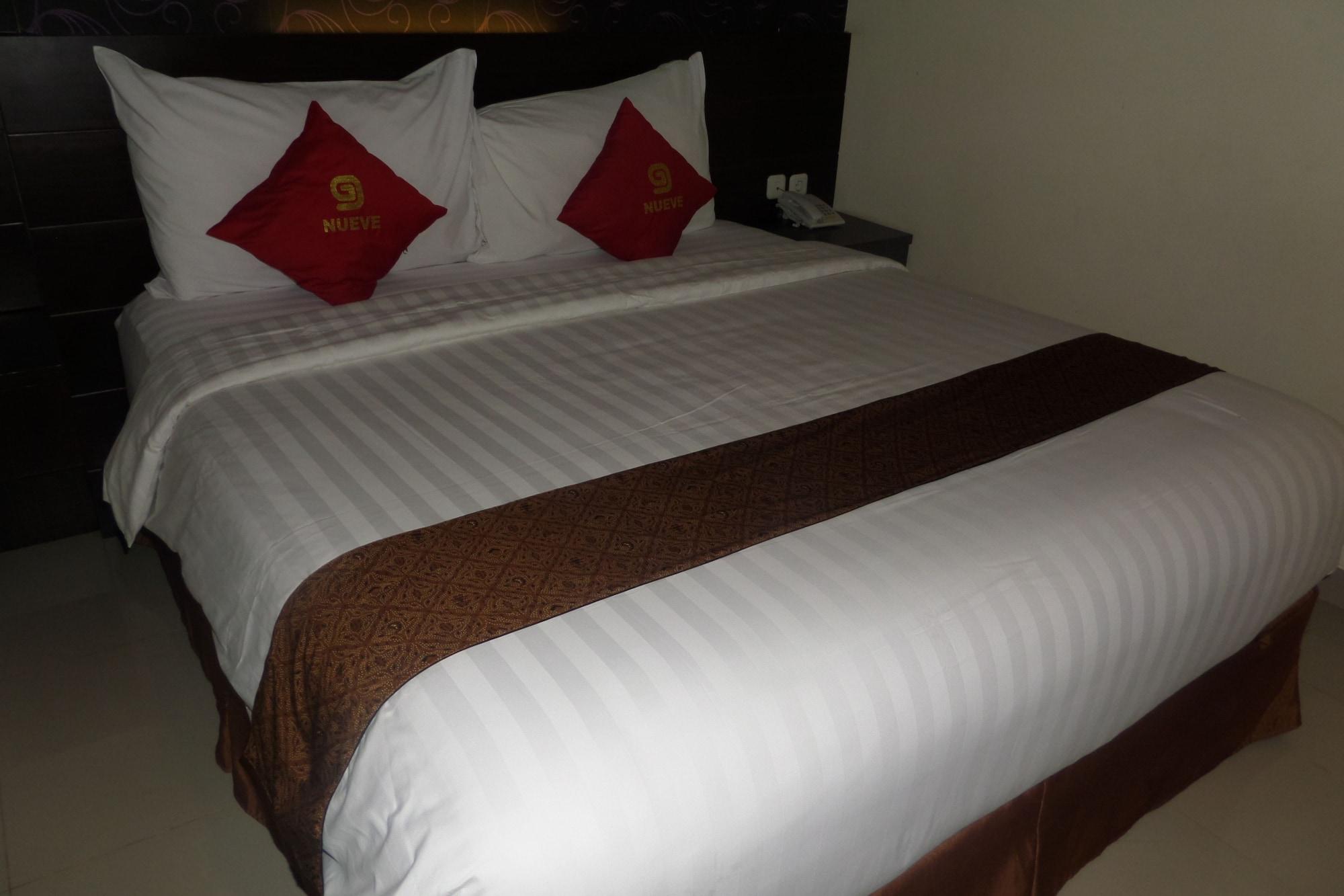 Nueve Malioboro Hotel Yogyakarta Exterior foto
