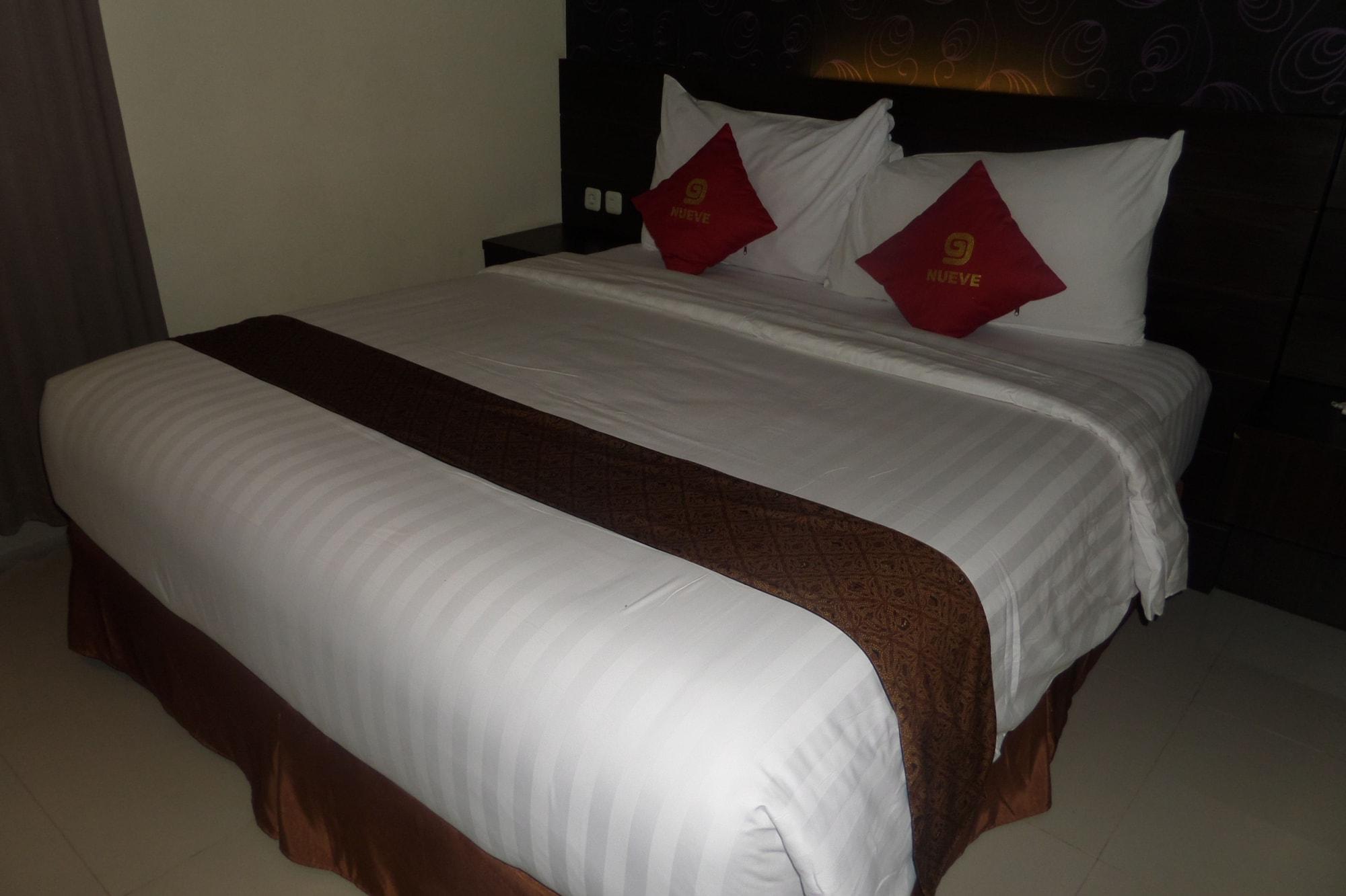 Nueve Malioboro Hotel Yogyakarta Exterior foto