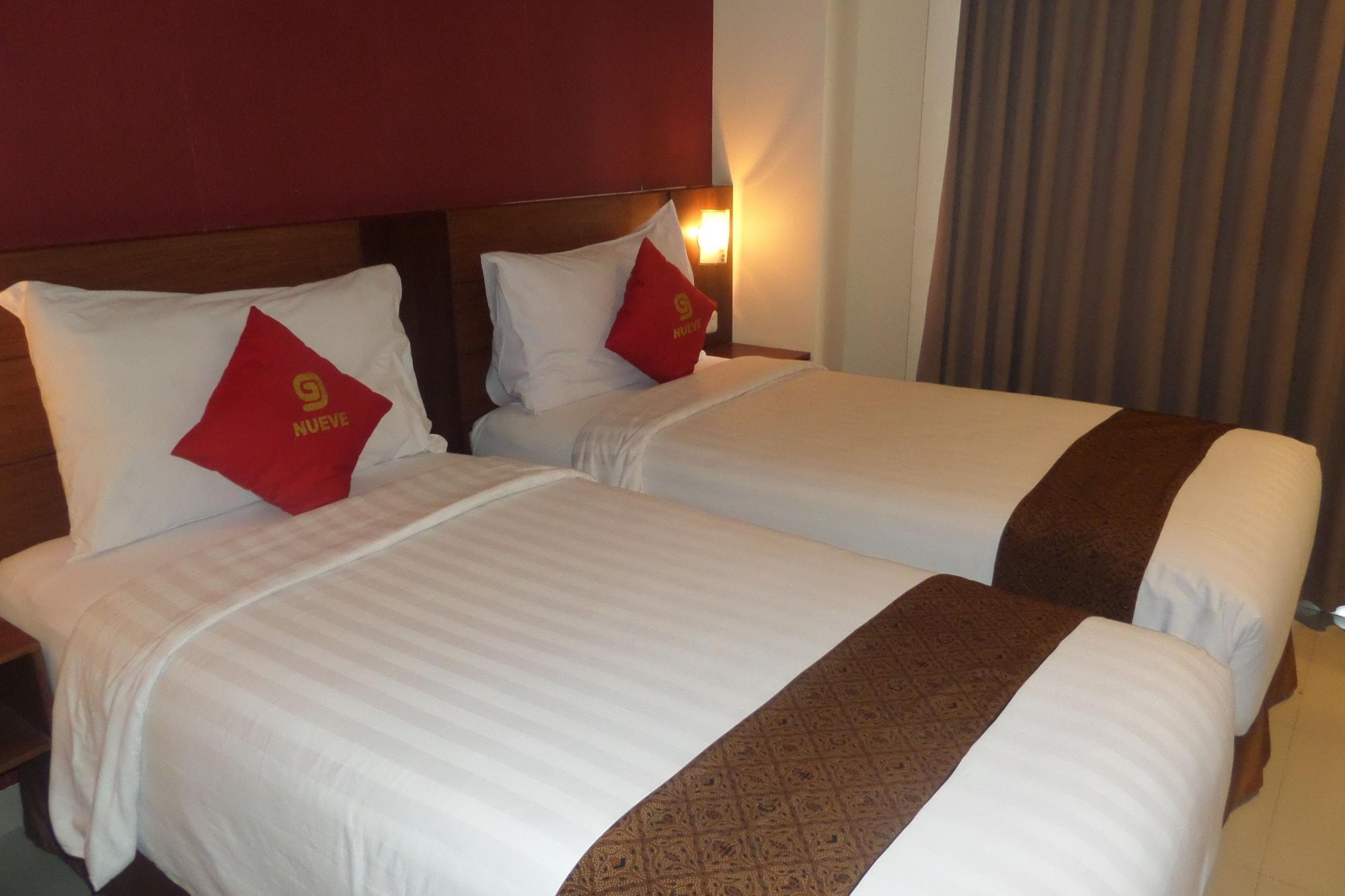 Nueve Malioboro Hotel Yogyakarta Exterior foto