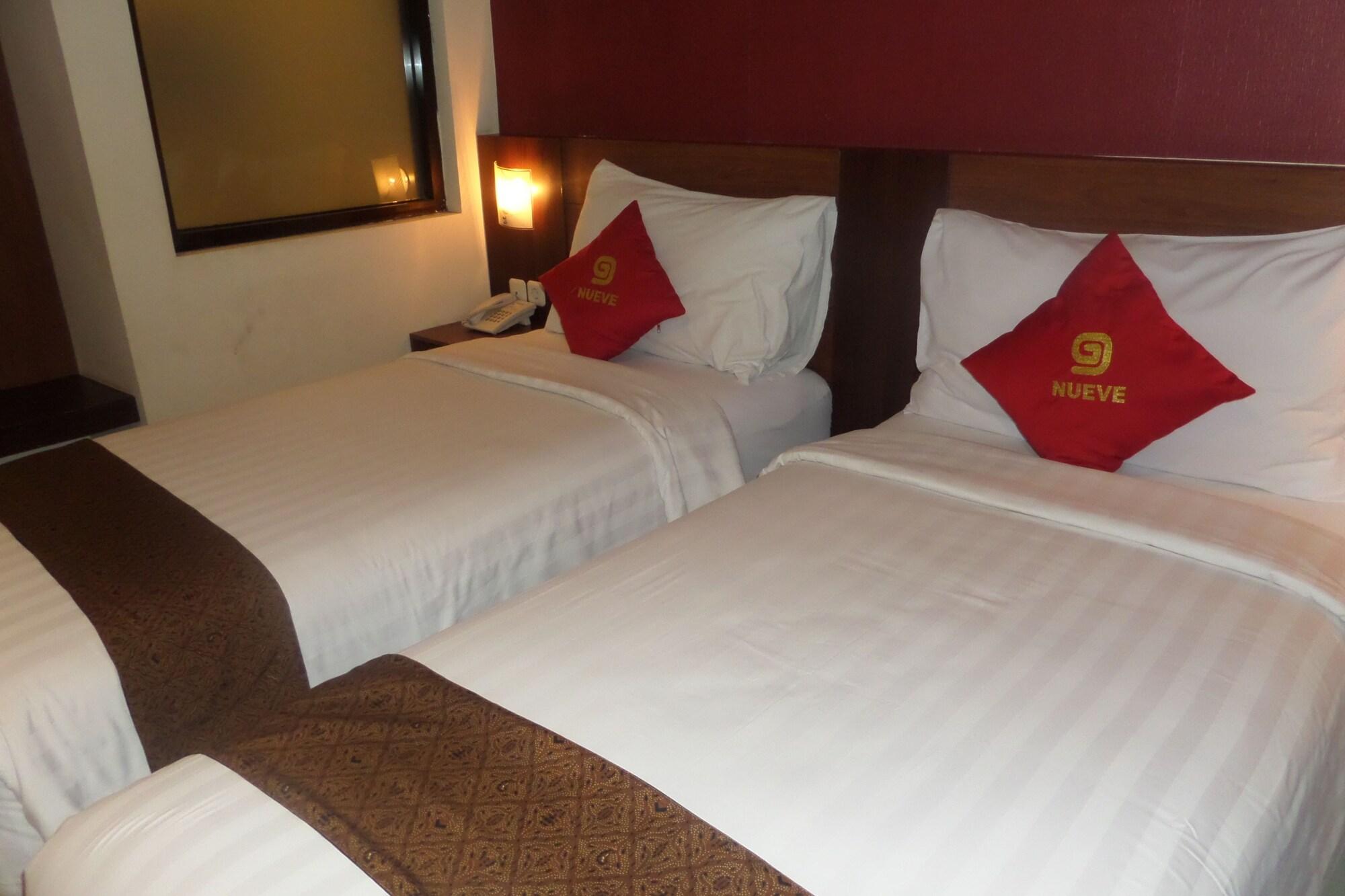 Nueve Malioboro Hotel Yogyakarta Exterior foto