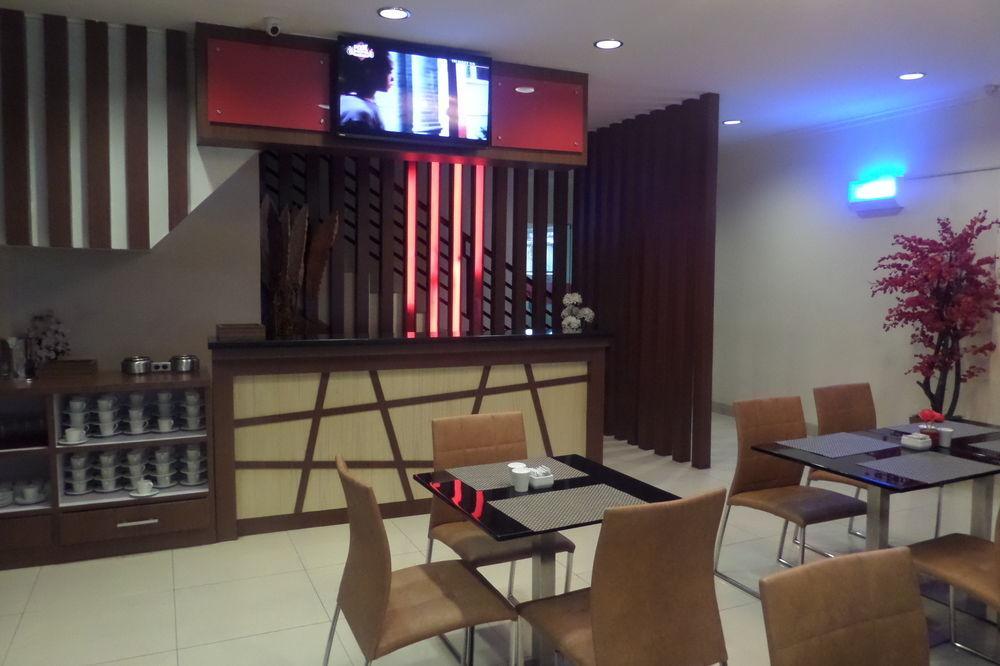Nueve Malioboro Hotel Yogyakarta Exterior foto