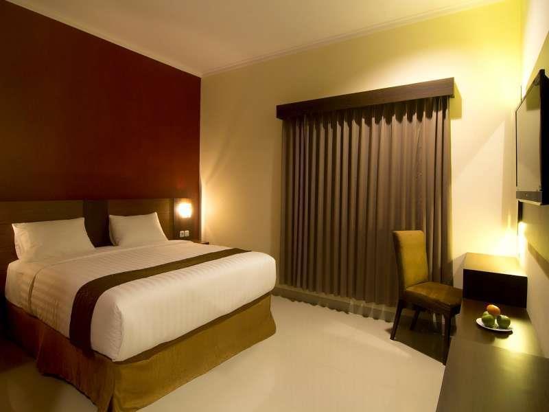 Nueve Malioboro Hotel Yogyakarta Exterior foto